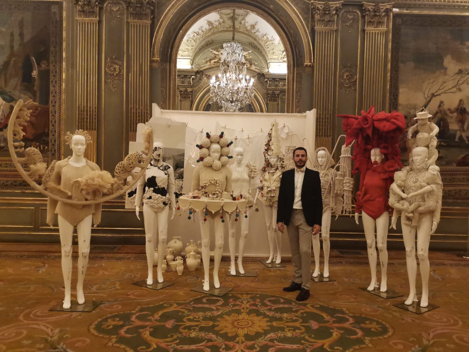 Ceramista Luis Torres La Rambla Cordoba colabora con Leandro Cano en colección OFRENDA Paris Fashion Week
